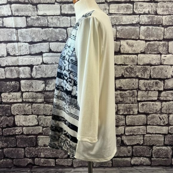 Chico's Zenergy 3/4 Sleeve Blouse Ivory, Black, Gray & Silver Size L - Picture 4 of 8